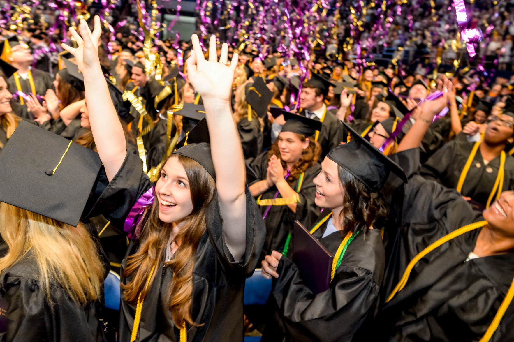 NO.lsuhealthgrad.051719.19.jpg